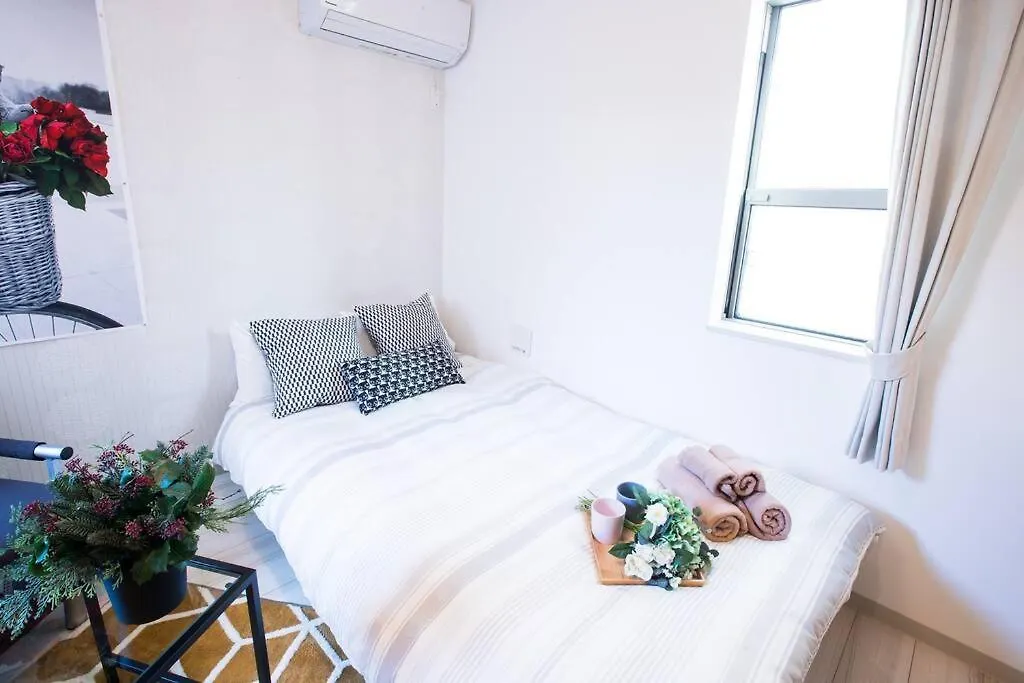Comma House Nishi-Ikebukuro 201+301 Apartment Tokyo
